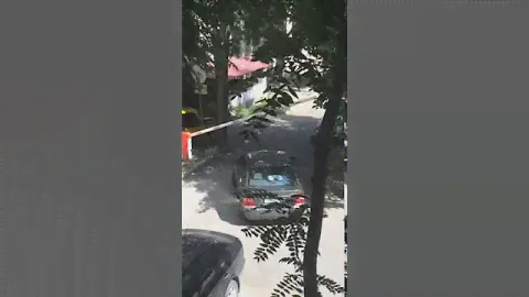 Как депутат Вадим Рублевский ломает шлагбаум КП "АТУ"